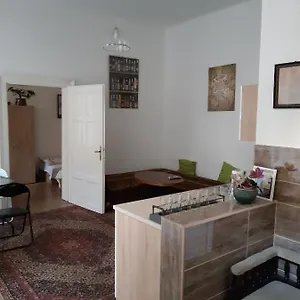 valentin-apartman.inbudapesthotels.com/